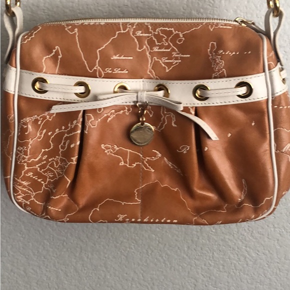 Alviero Martini Cognac and White Leather Adjustable Shoulder Bag - Picture 2 of 9